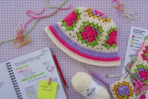 Granny Square Bucket Hat Pattern crochet