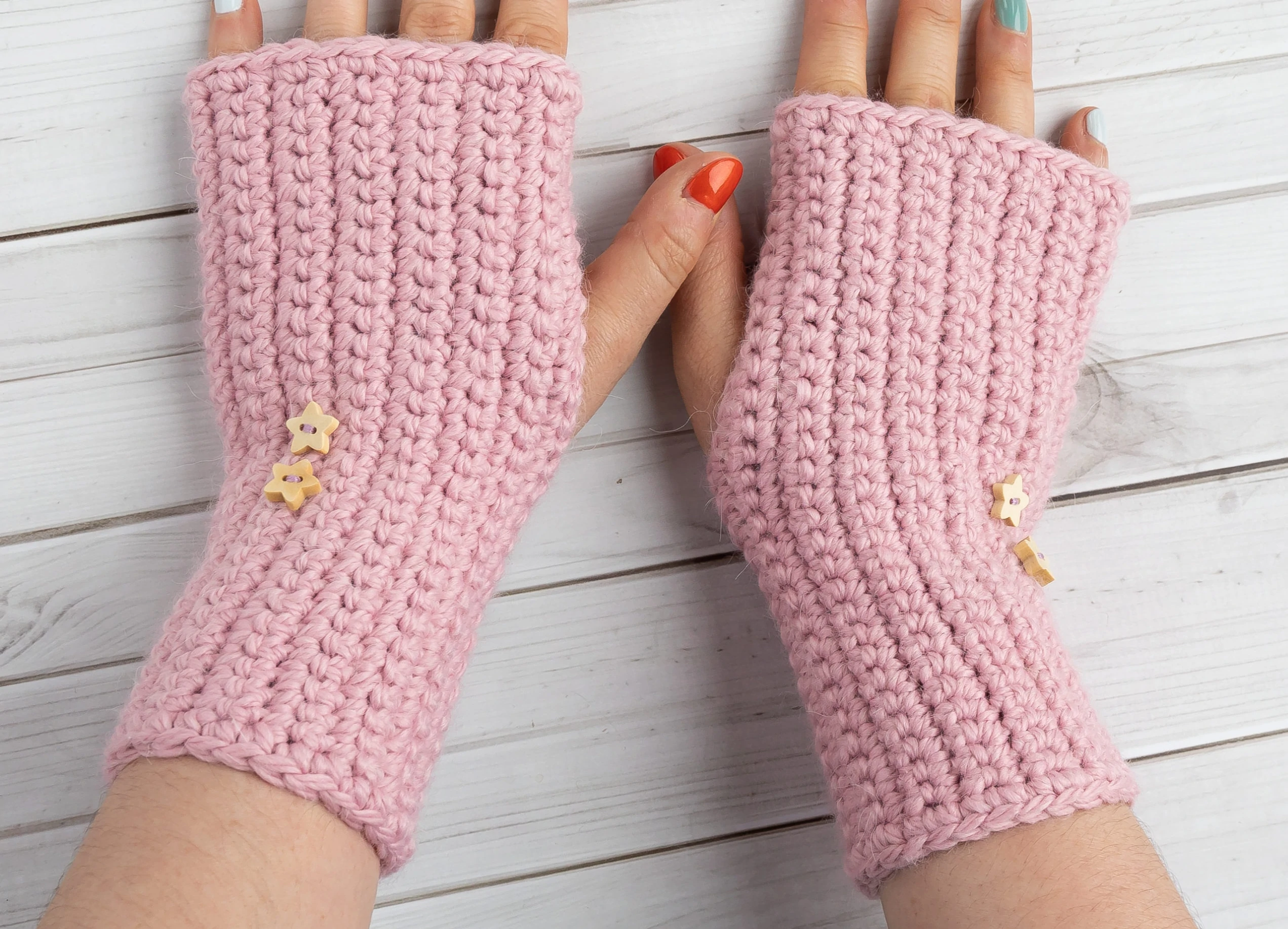 Mittenki Basic Crochet – Essential Thermal Wear for the Harshest Weather